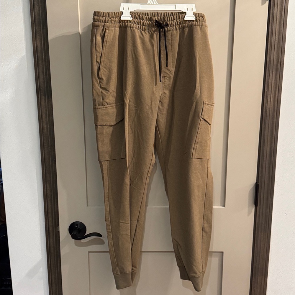 Amazon Men's Tan Joggers